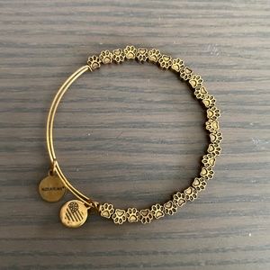 Paw print bangle
